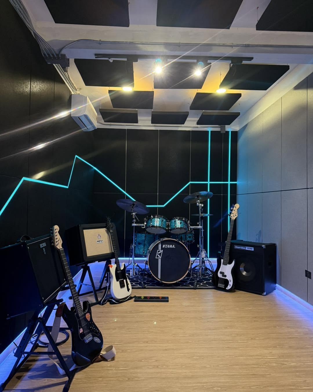 90's Janpop Studio