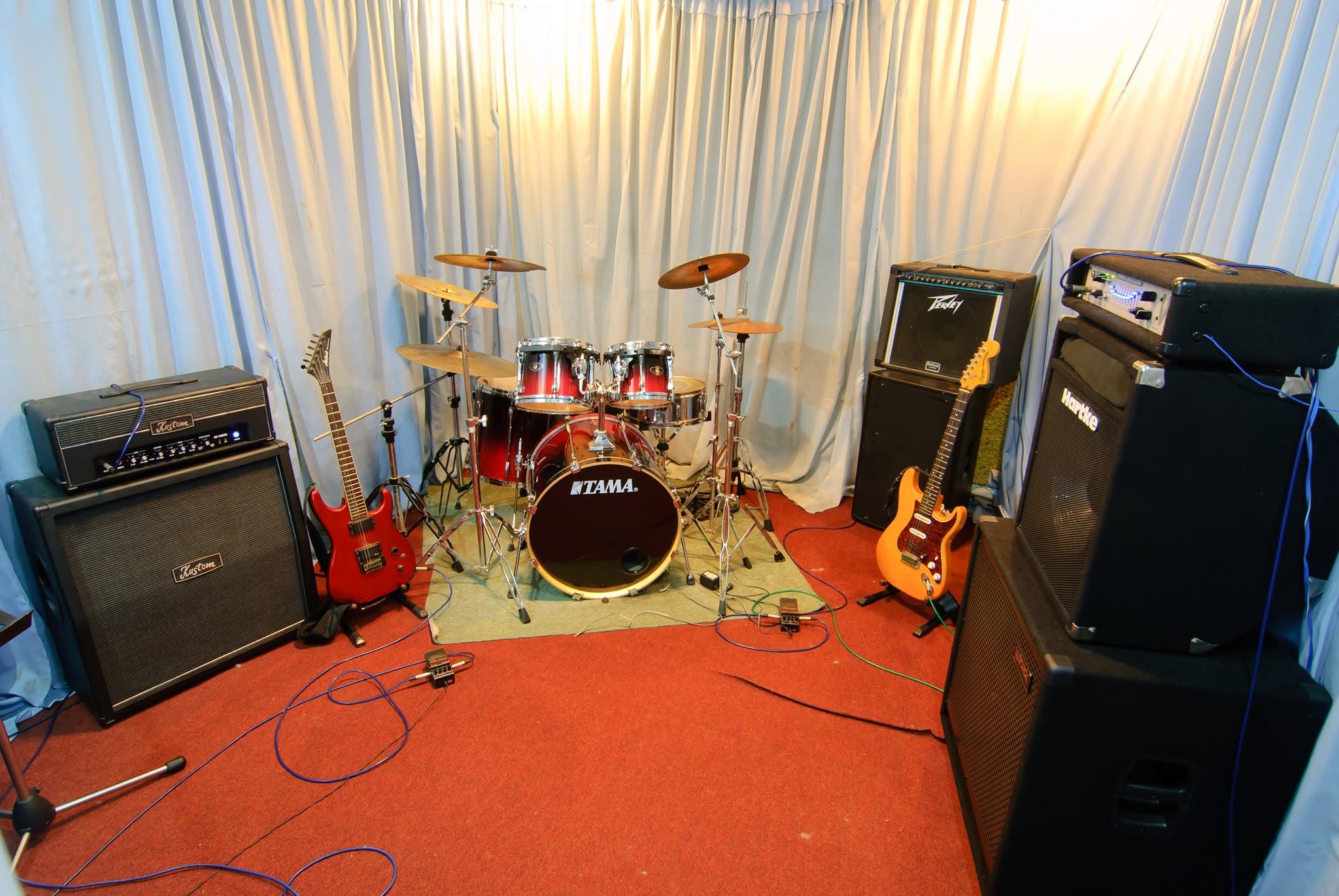 ห้องซ้อมดนตรี Robot Music