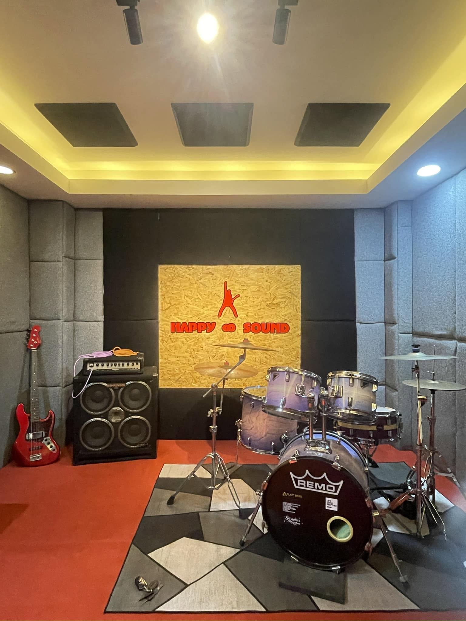 ห้องซ้อมดนตรี happy sound