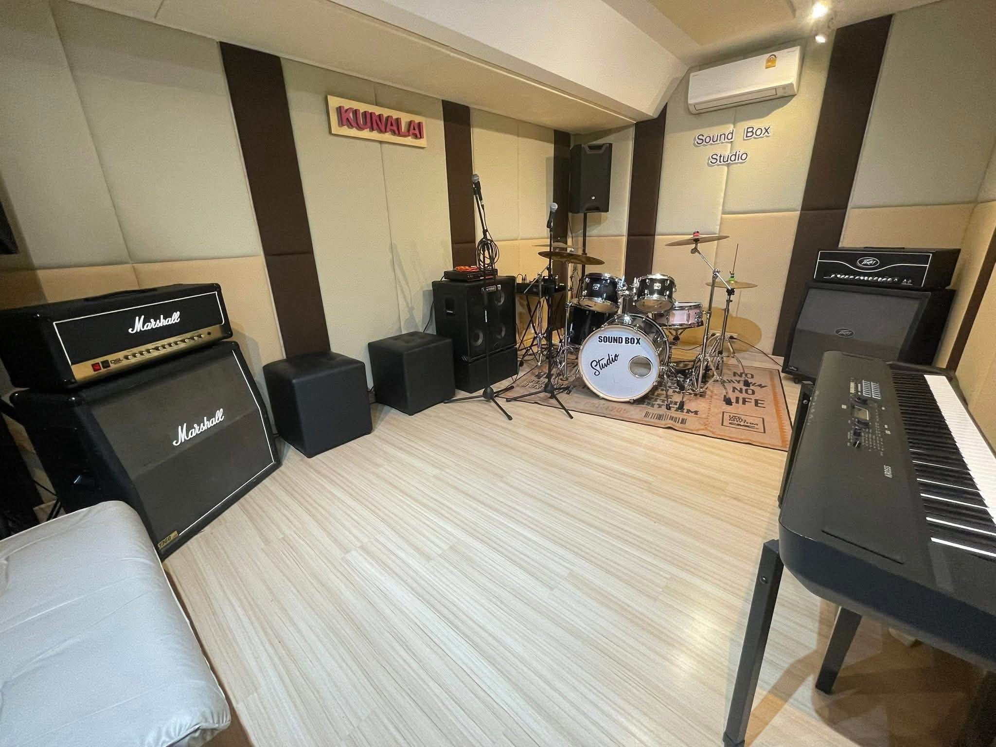 T&T Sound box studio