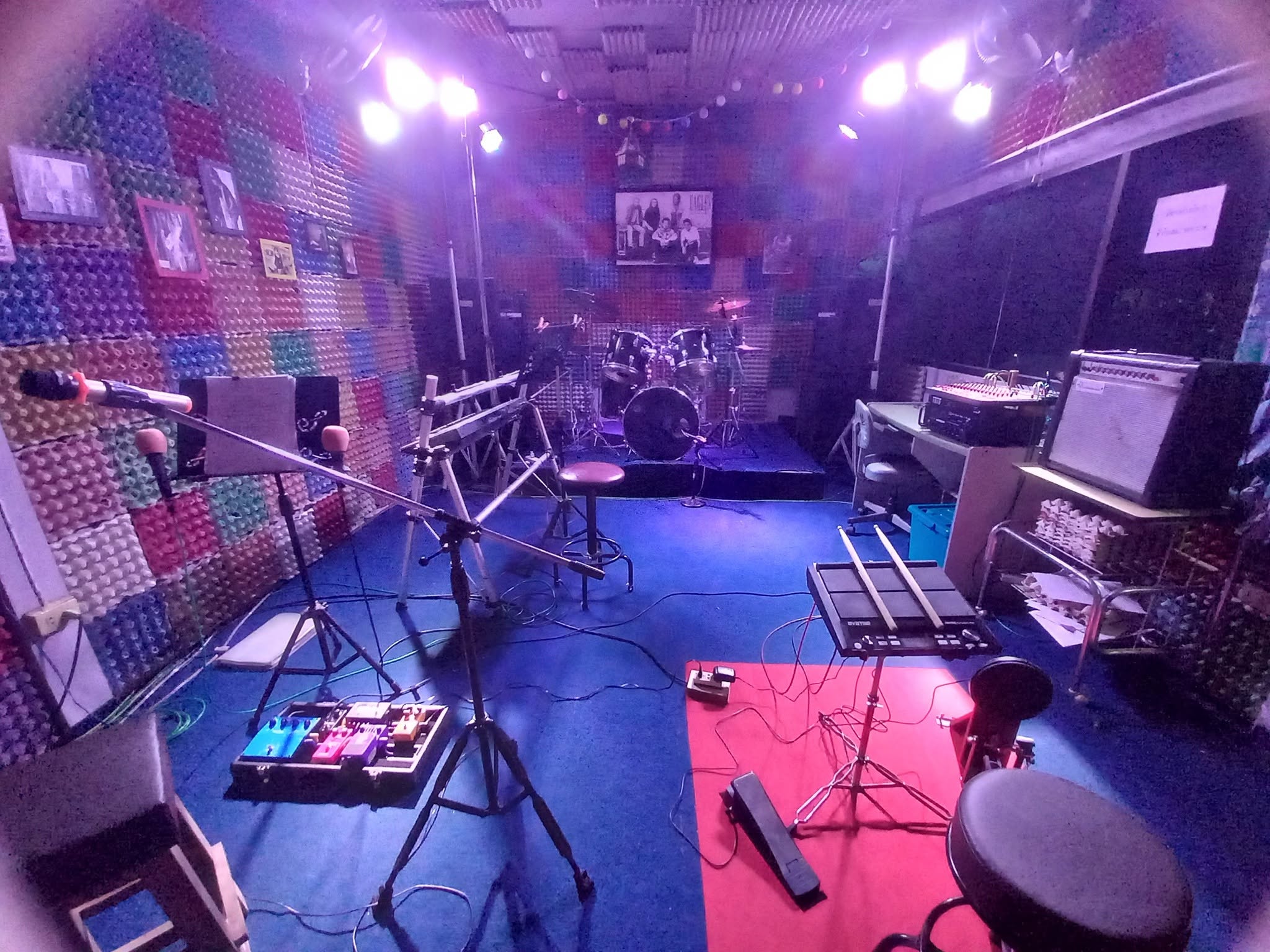 ห้องซ้อมดนตรี จ.เลย